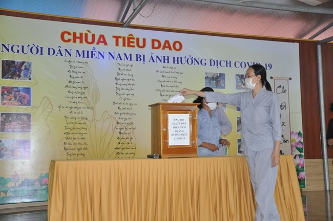 Towards the people in the South affected by Covid 19 of Tieu Dao Pagoda